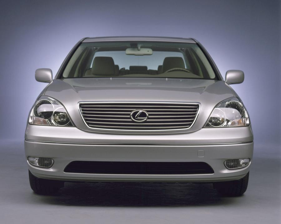  Lexus LS430 2001 года  (фото 54 из 56)
